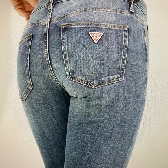 Guess Ryder Low - Rise Flare Jeans. Light Breeze. Size 30. - Picture 4 of 12